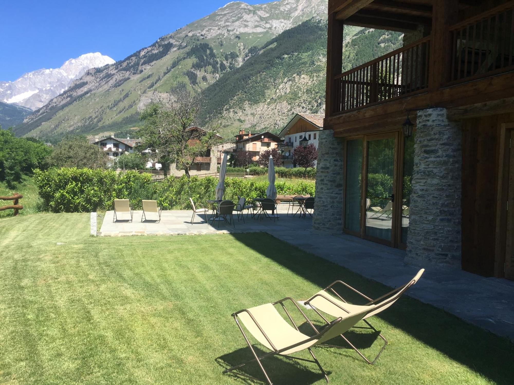 Hotel Les Montagnards Морже Экстерьер фото