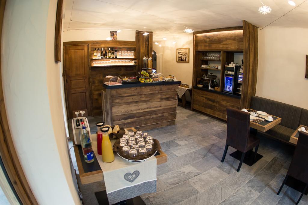 Hotel Les Montagnards Морже Экстерьер фото